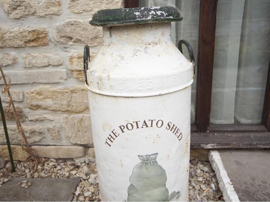 Beeches Farmhouse Country Cottages & Rooms Bradford-On-Avon Exterior photo
