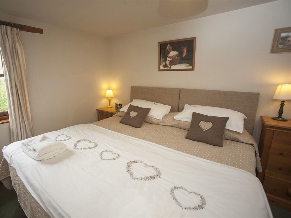 Beeches Farmhouse Country Cottages & Rooms Bradford-On-Avon Exterior photo